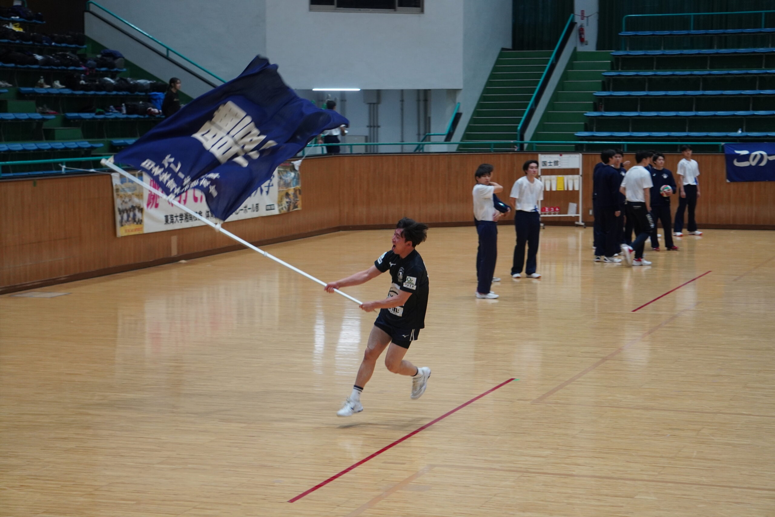 vs国士館大学さん - 日本体育大学 男子バレーボール部