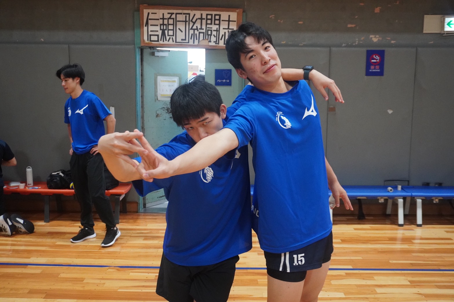 お待たせしました、私です - 日本体育大学 男子バレーボール部